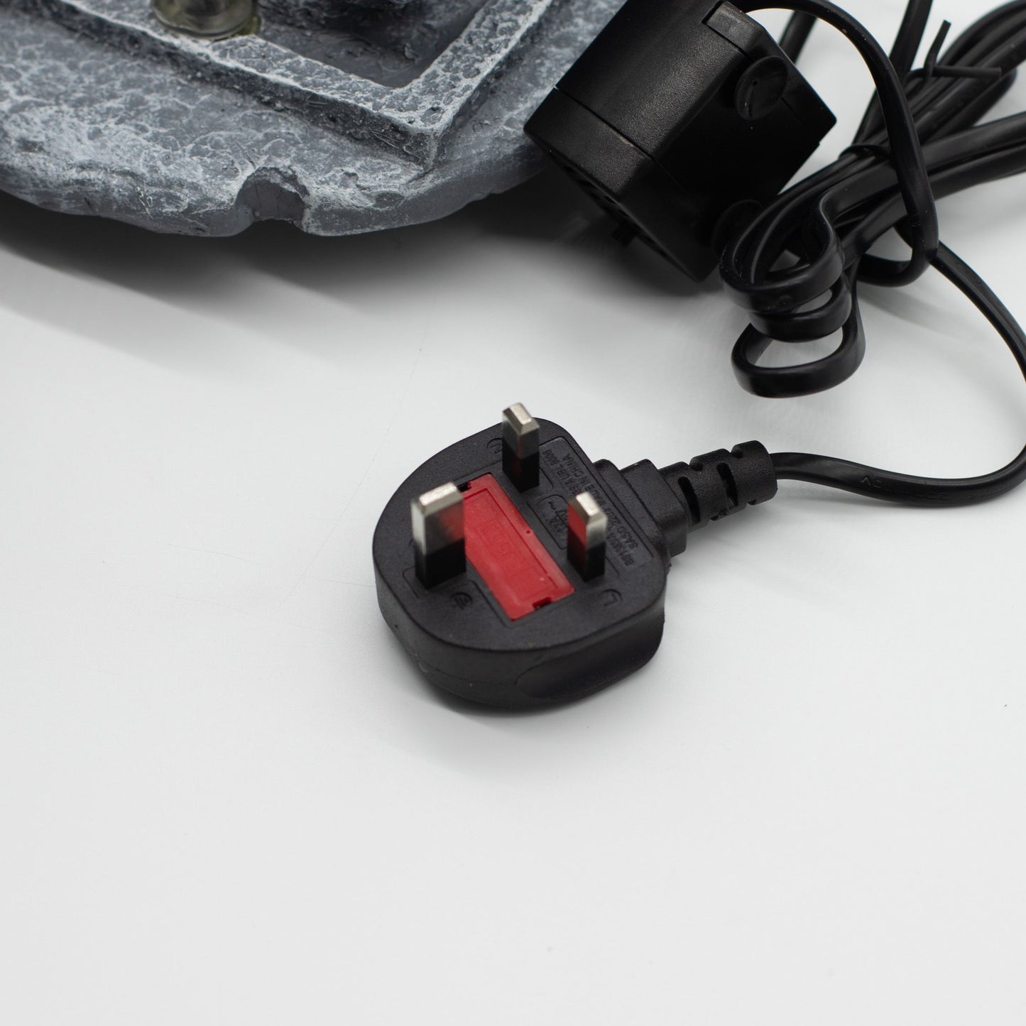 Tabletop Water Feature - 19x19x28cm - Buddha, Lotus Flower Cascading Potsx