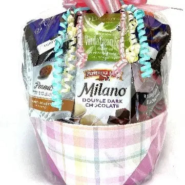 Jenny's Small Classic Gift Basket - Gourmet Snacks & Treats - Best Seller
